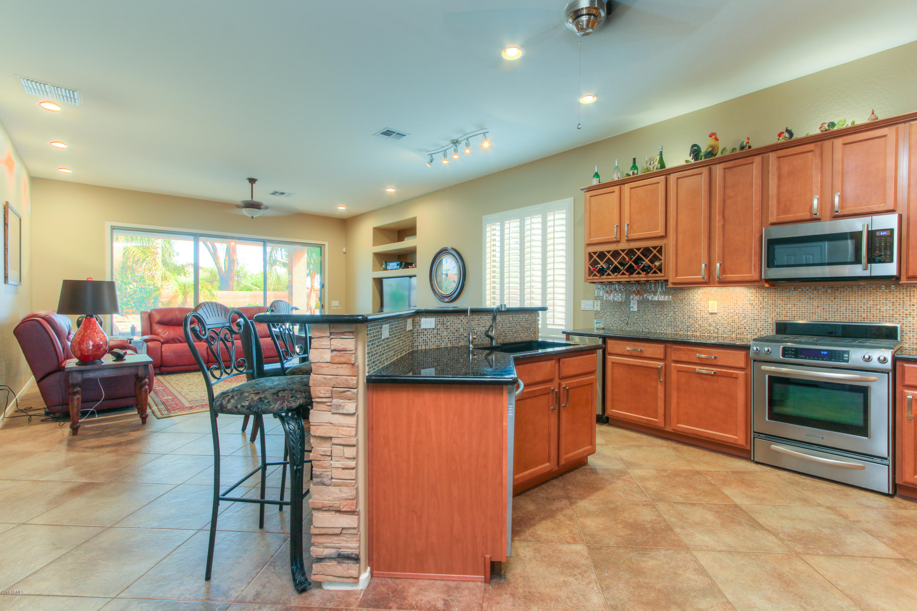 43234 West Venture Road Maricopa, AZ 85138 - Photo 6 of 42 06