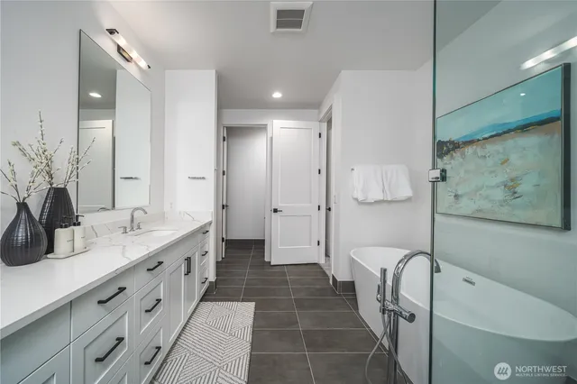 $1,625,000 | 23409 Canopy Drive Northwest, Quincy, WA 98848