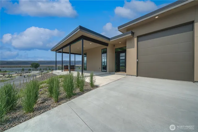 $1,625,000 | 23409 Canopy Drive Northwest, Quincy, WA 98848