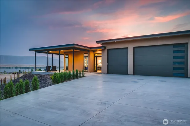 $1,625,000 | 23409 Canopy Drive Northwest, Quincy, WA 98848