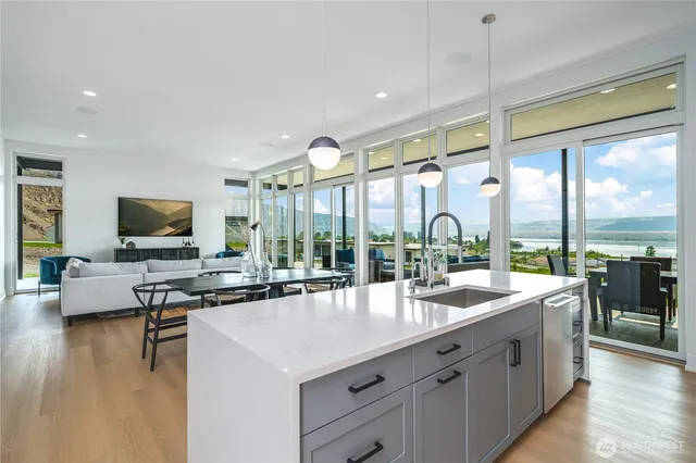 $1,625,000 | 23409 Canopy Drive Northwest, Quincy, WA 98848