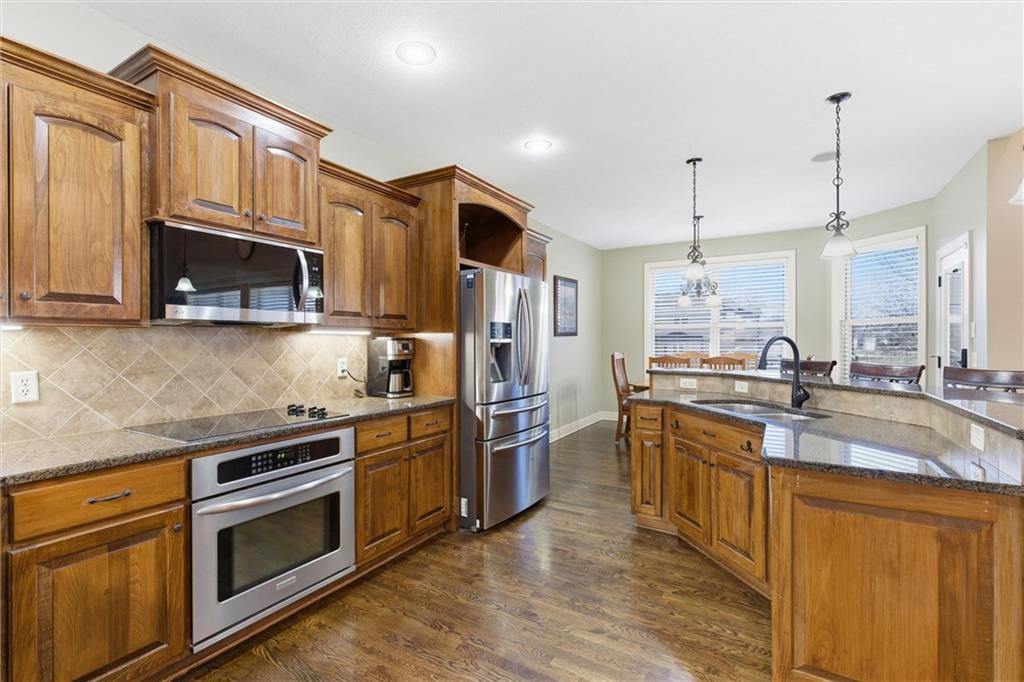 401 Southeast Hackamore Court Lee's Summit, MO 64082 - Photo 17 of 52