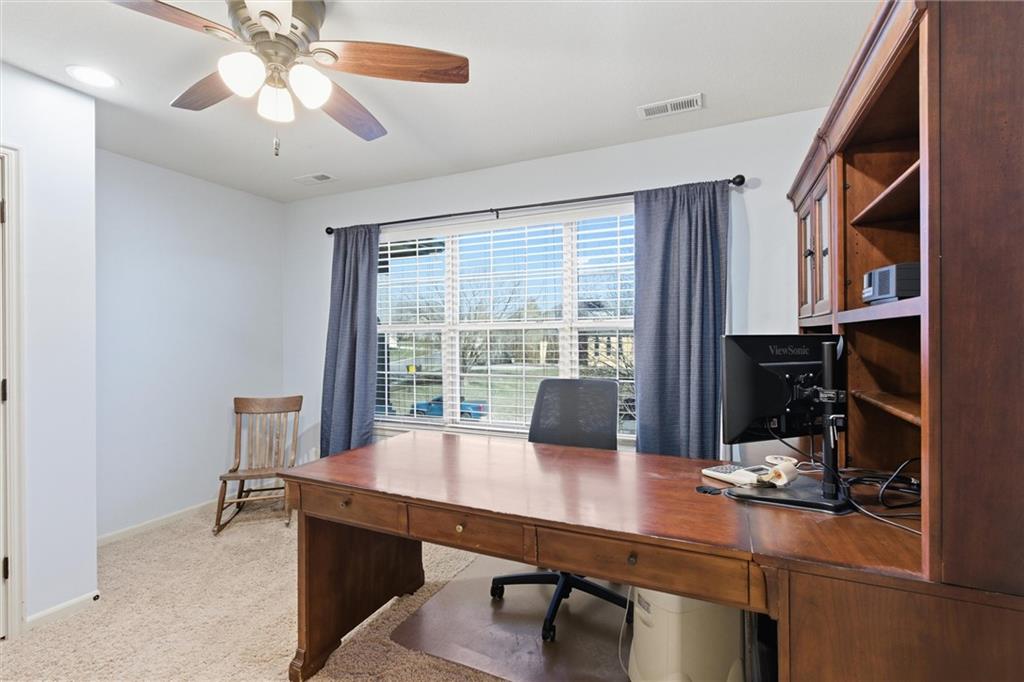 401 Southeast Hackamore Court Lee's Summit, MO 64082 - Photo 28 of 52