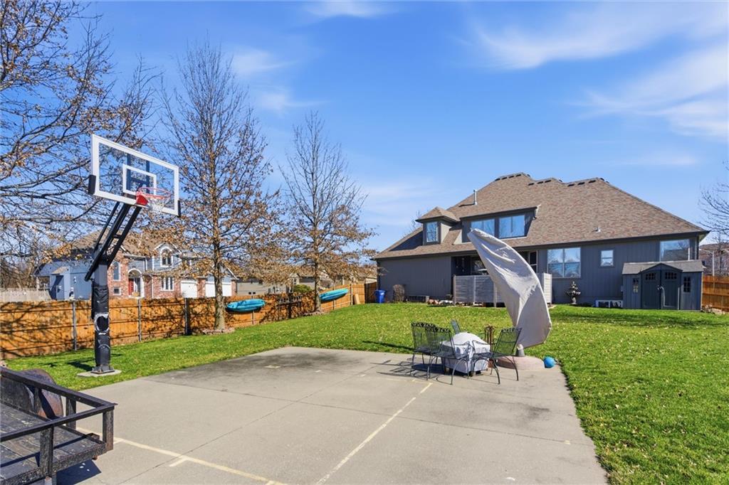 401 Southeast Hackamore Court Lee's Summit, MO 64082 - Photo 47 of 52