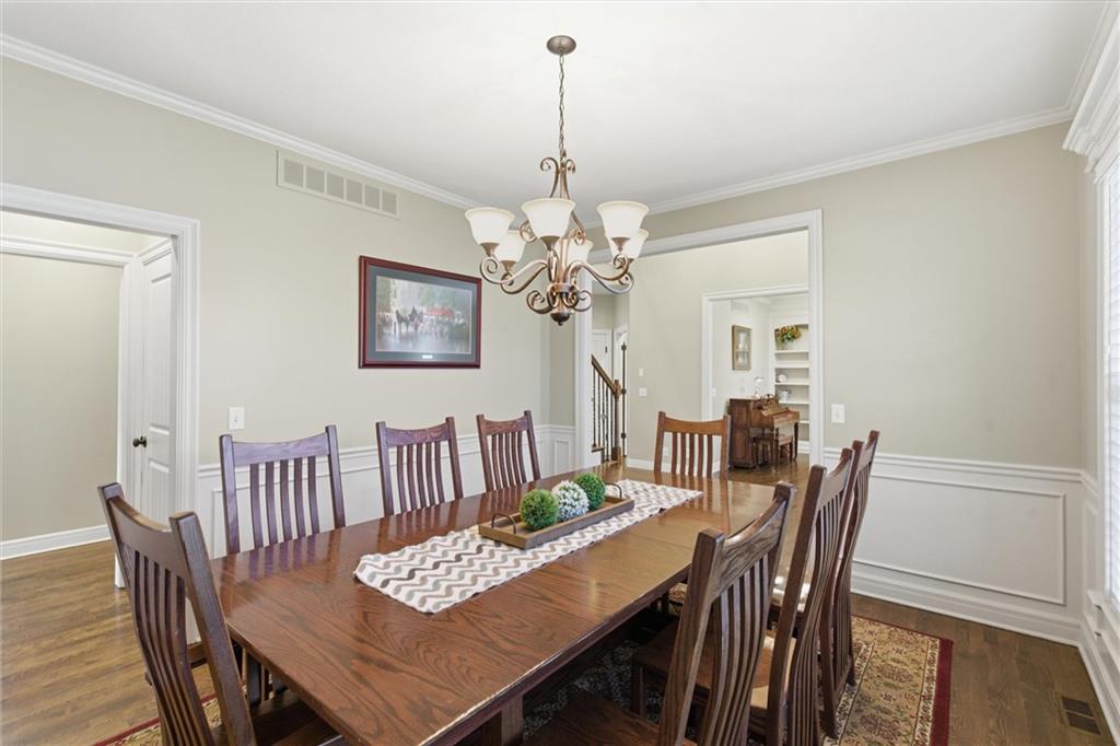 401 Southeast Hackamore Court Lee's Summit, MO 64082 - Photo 8 of 52