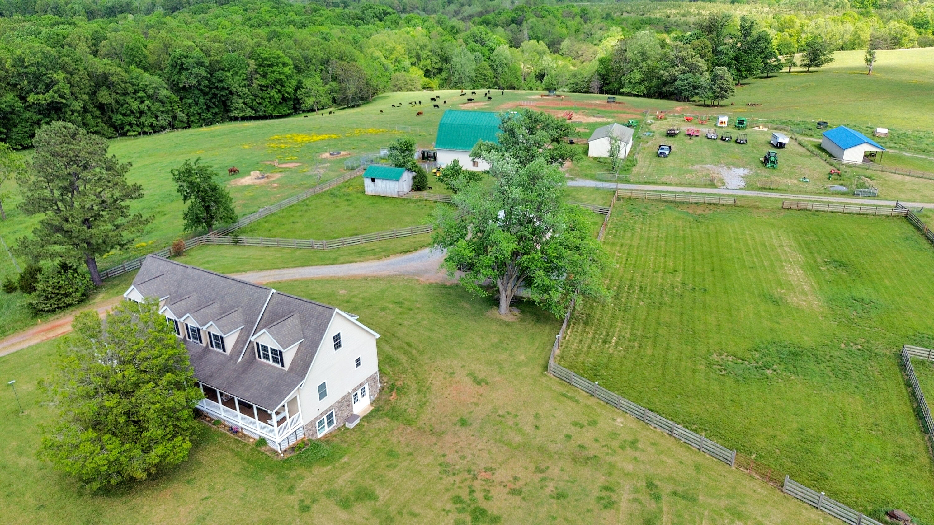 4178 Headens Bridge Road Bedford, VA 24523 - Photo 4 of 107 4178 Headens Bridge Rd