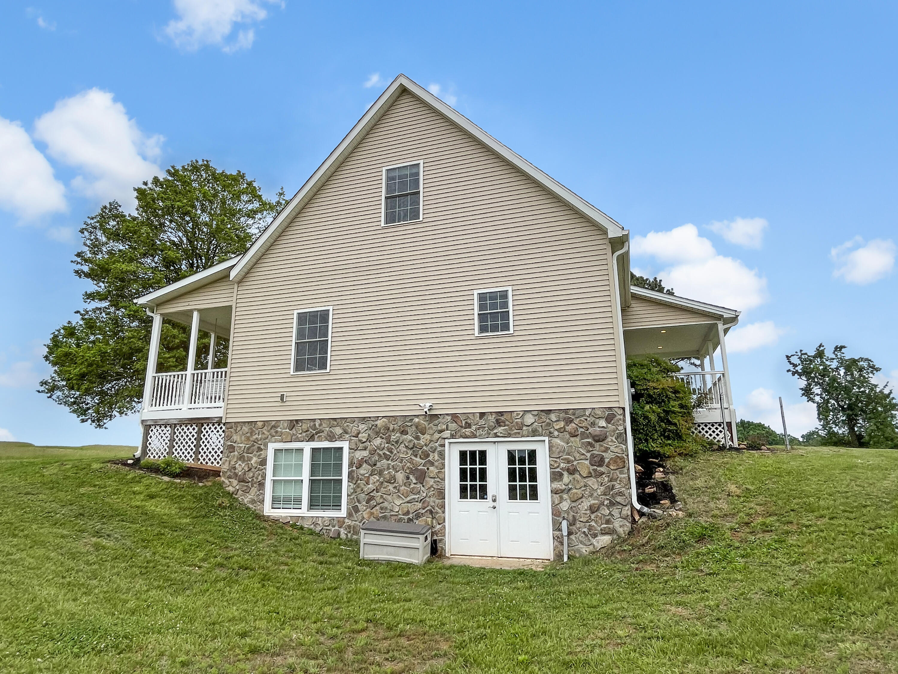 4178 Headens Bridge Road Bedford, VA 24523 - Photo 48 of 107 4178 Headens Bridge Rd