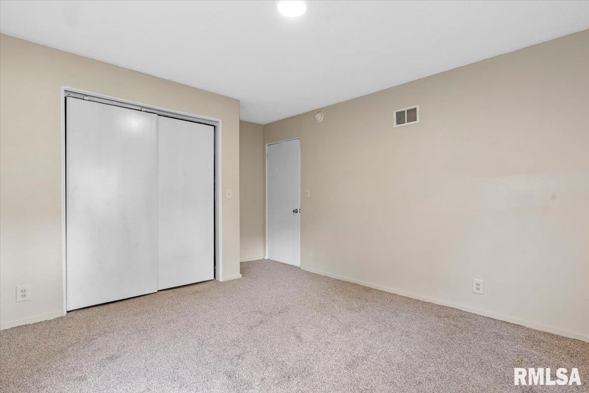 201 South Walnut Street Springfield, IL 62704 - Photo 18 of 35