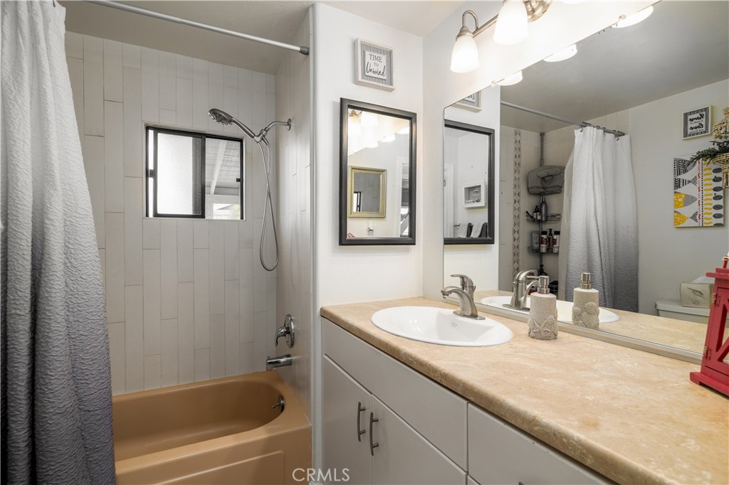 204 Easy Carlsbad, CA 92011 - Photo 21 of 30