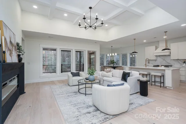 $674,999 | 6407 Sterling Place, Hickory, NC 28601