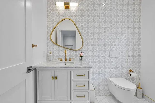 $1,950,000 | 7702 15th Avenue | Bensonhurst