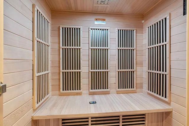 $1,950,000 | 7702 15th Avenue | Bensonhurst