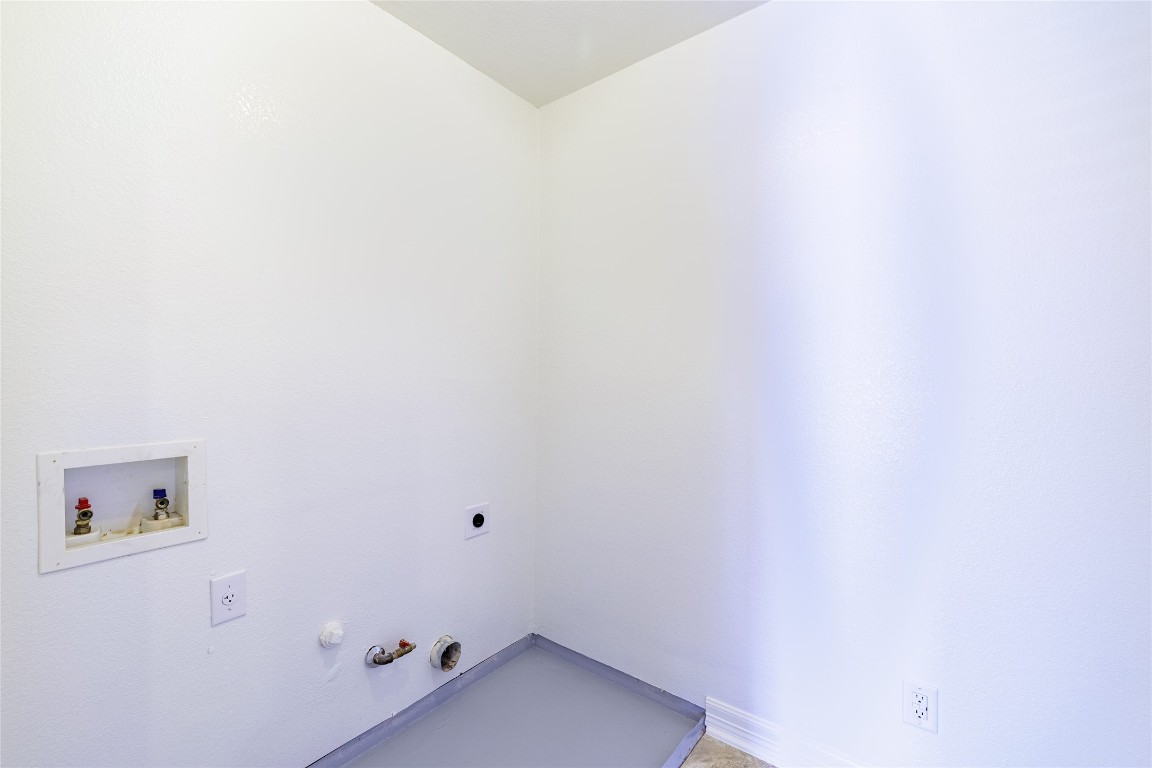 205 Ridge Run Court Georgetown, TX 78628 - Photo 35 of 40 a small space with a window