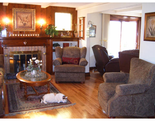 47 Howie Road Braintree, MA 02184 - Photo 7 of 10 Gallery Image 7