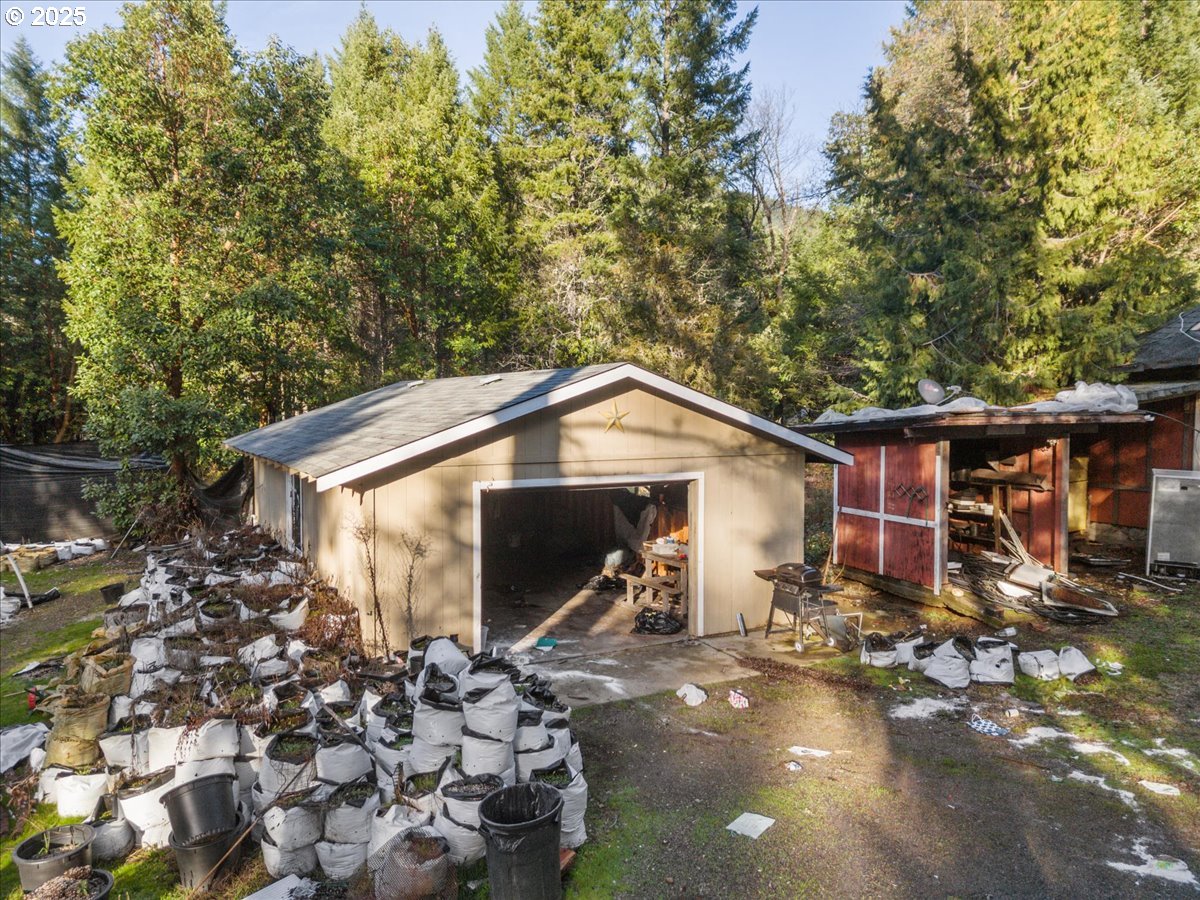 571 Briar Lane Selma, OR 97538 - Photo 17 of 17