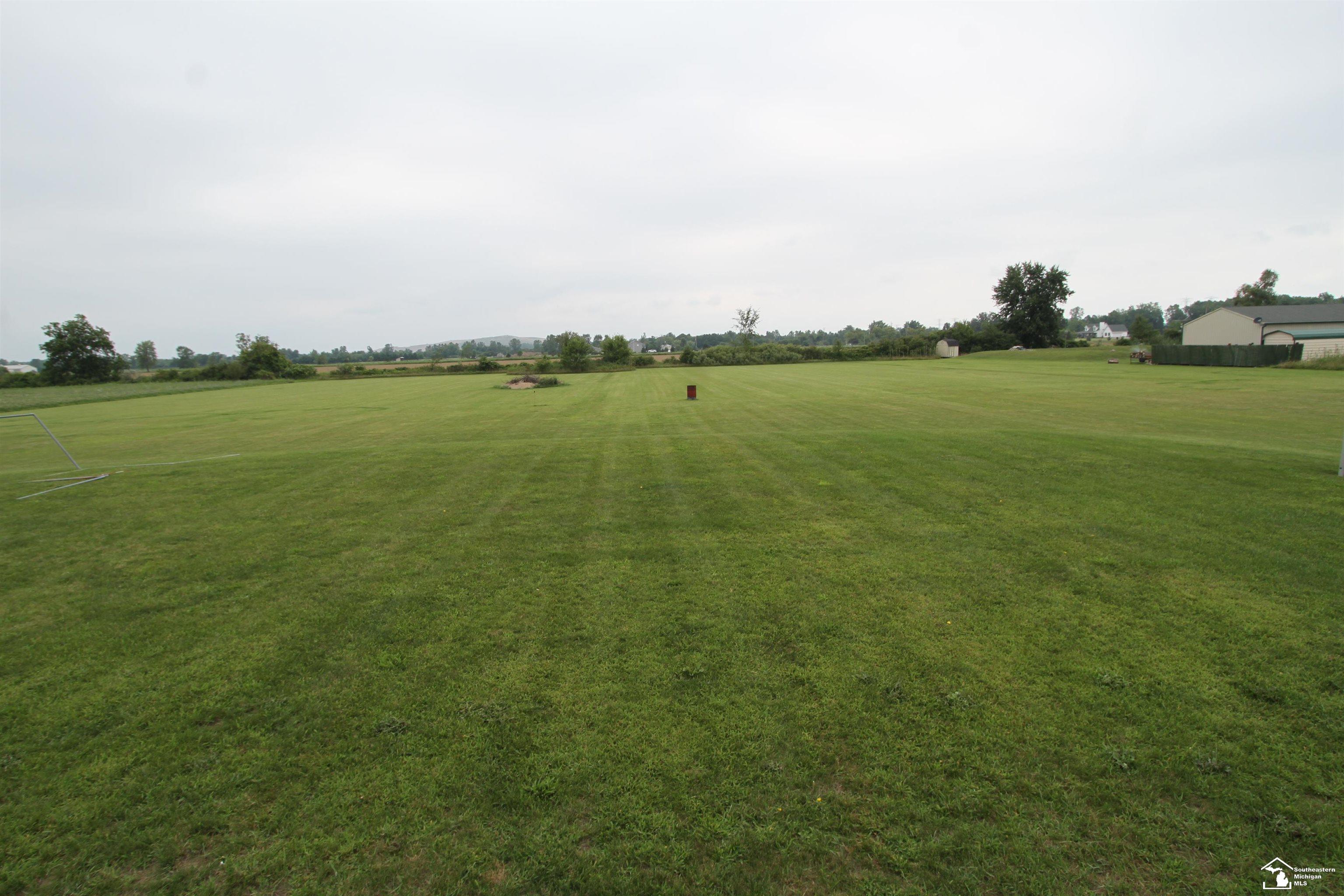 3522 Carleton West Road Carleton, MI 48117 - Photo 27 of 35