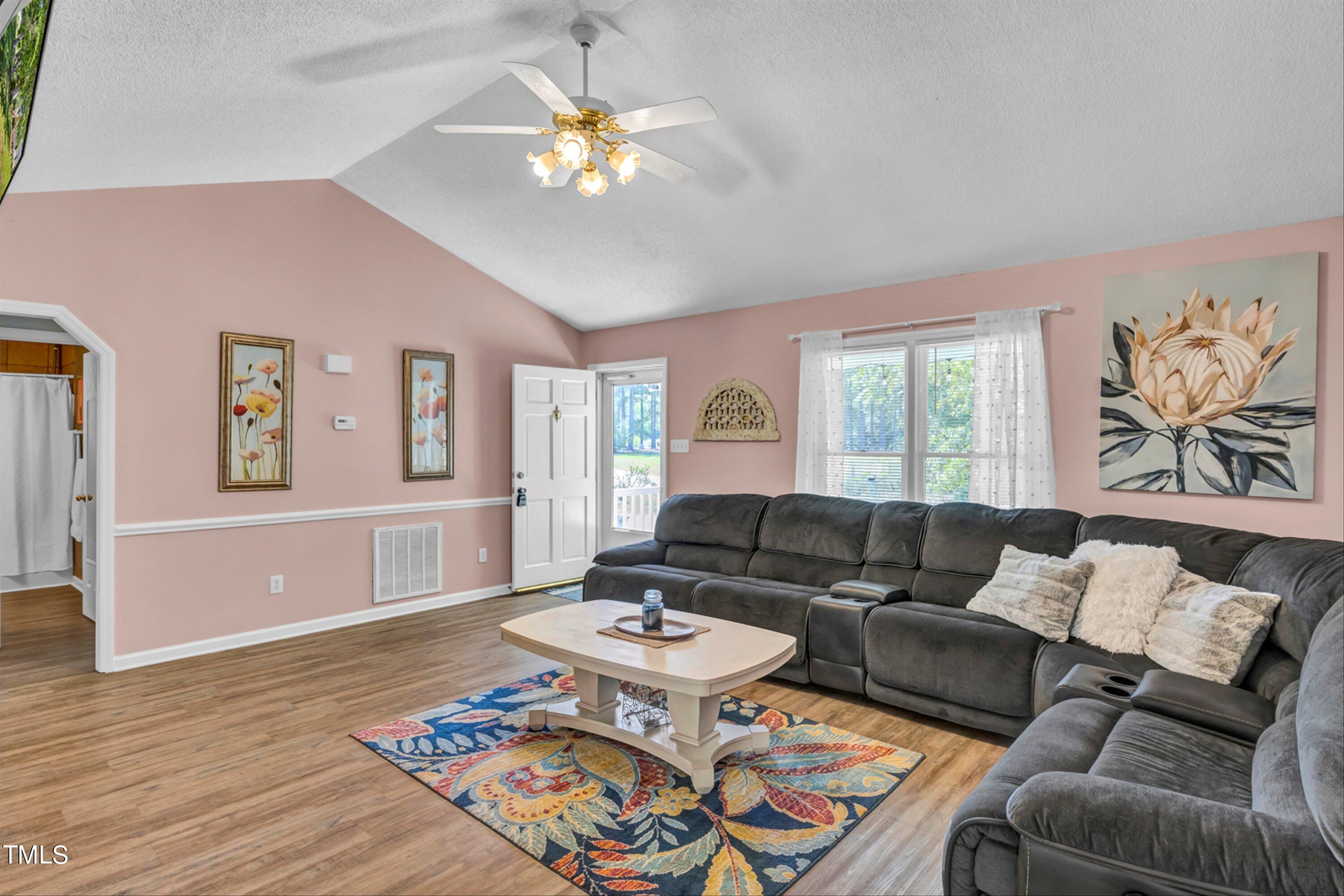 104 Hillington Road Garner, NC 27529 - Photo 7 of 34 16-IMG_1100