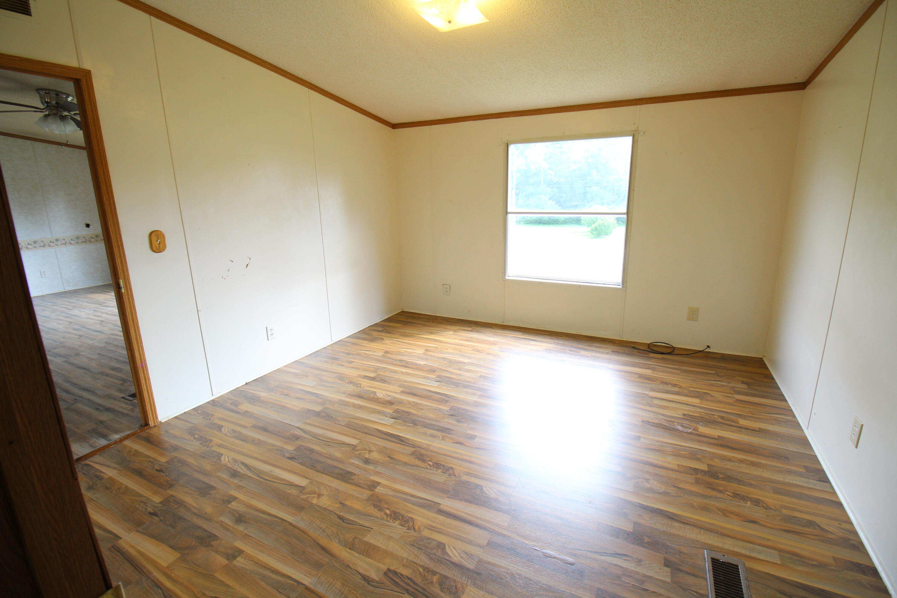 6475 Donaldson Road Mount Sterling, KY 40353 - Photo 15 of 19 IMG_3833