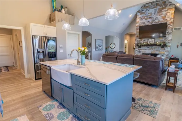 $1,185,000 | 114 Goose Court, Altamont, MO 64620