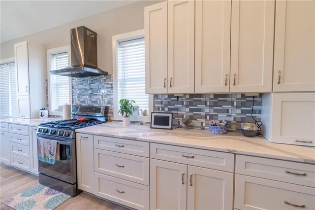 $1,185,000 | 114 Goose Court, Altamont, MO 64620