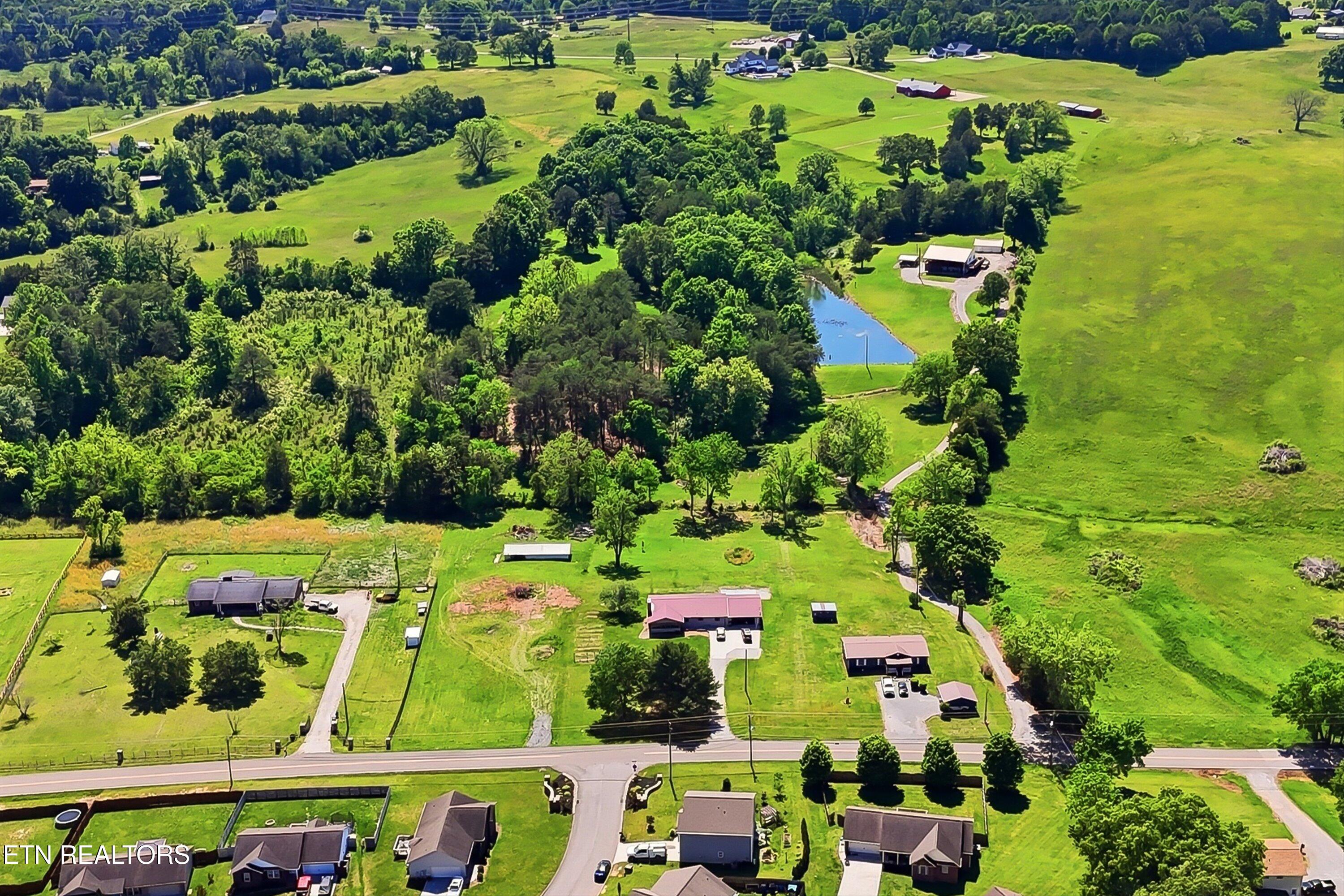 5321 Roberts Road Corryton, TN 37721 - Photo 34 of 43 34-5321 Roberts Rd-34