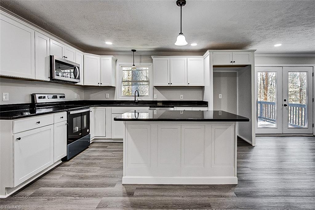 2904 South Jim Minor Road Mebane, NC 27302 - Photo 12 of 40 Gallery Image 12