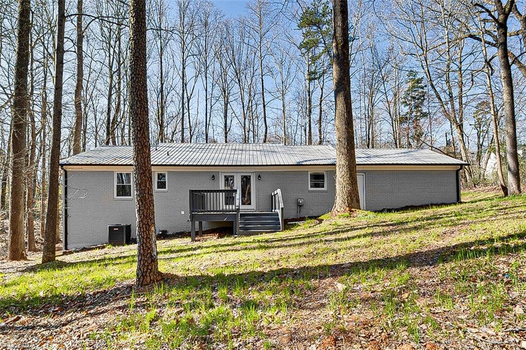 2904 South Jim Minor Road Mebane, NC 27302 - Photo 2 of 40 Gallery Image 2