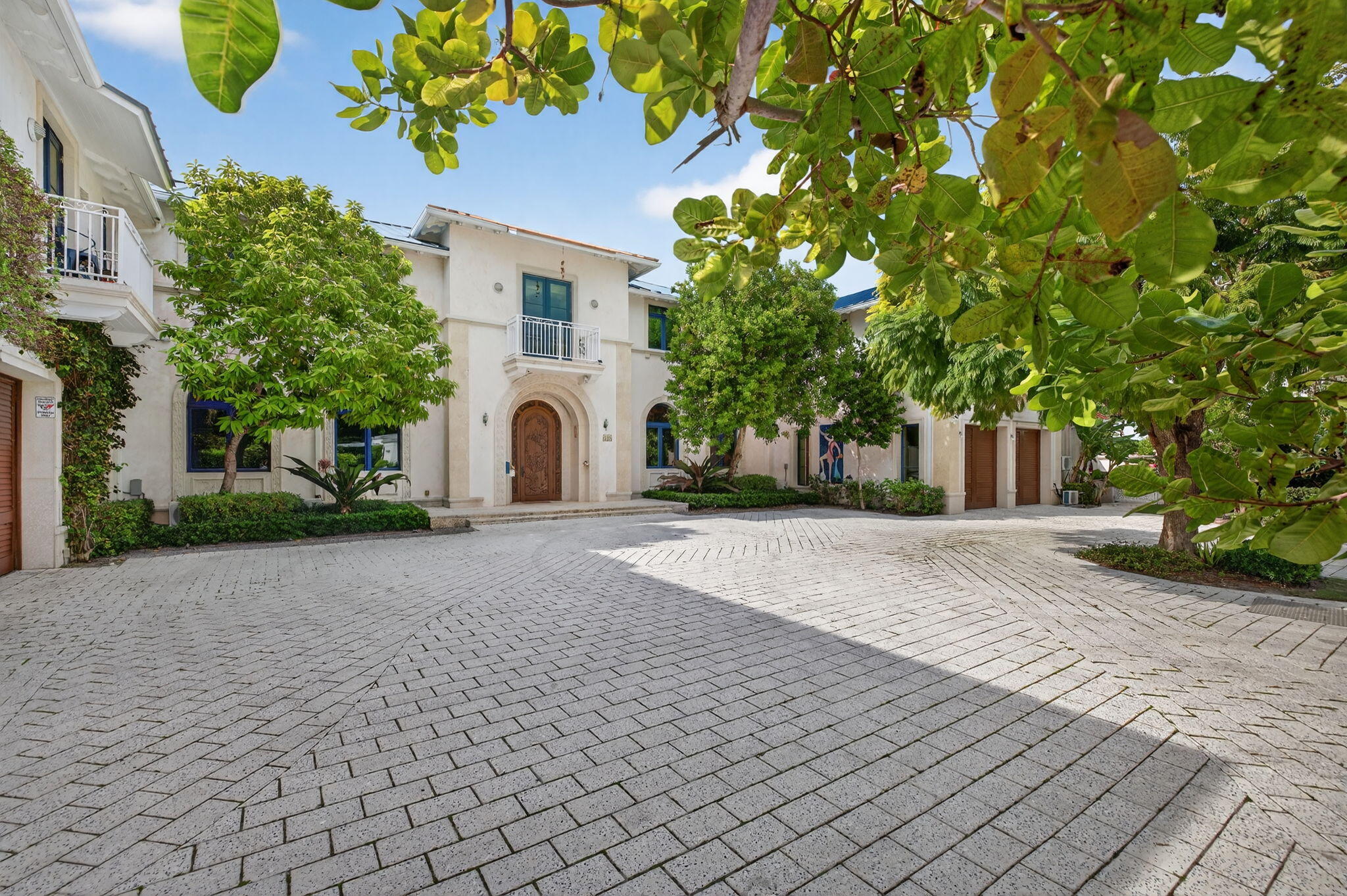 1201 Marble Way Boca Raton, FL 33432 - Photo 3 of 48 6-web-or-mls-A699A5512