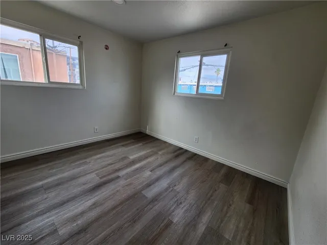$1,025 | 504 Calcaterra Circle, Unit F, Las Vegas, NV 89119