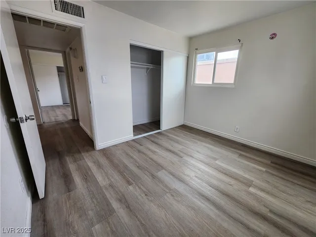 $1,025 | 504 Calcaterra Circle, Unit F, Las Vegas, NV 89119