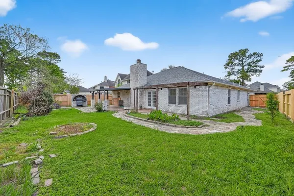 $2,300 | 3807 Stableridge Drive, Houston, TX 77014