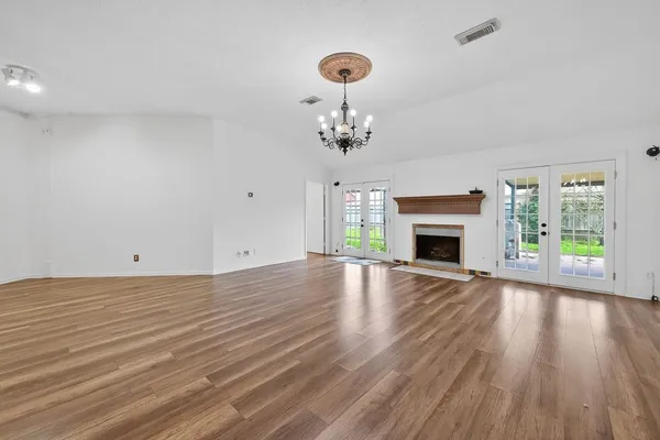 $2,300 | 3807 Stableridge Drive, Houston, TX 77014