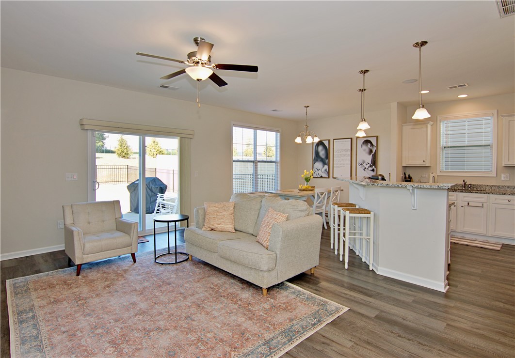 152 Adger Road Pendleton, SC 29670 - Photo 7 of 41 Living Room