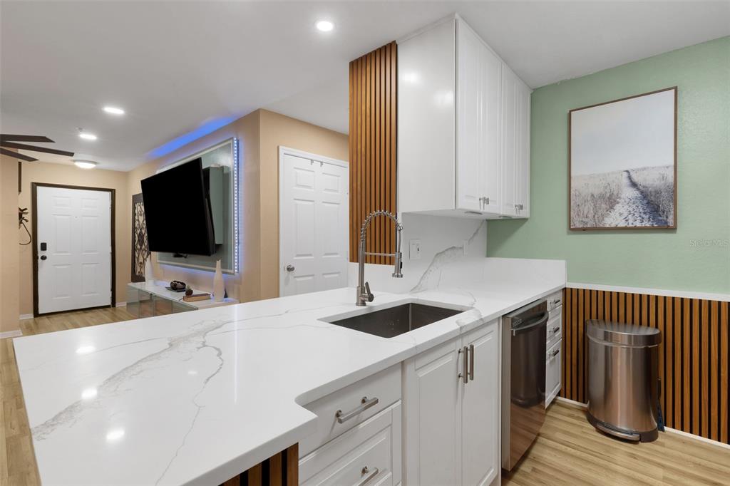 8809 Manor Loop, Unit 101 Lakewood Ranch, FL 34202 - Photo 13 of 38 Gallery Image 13
