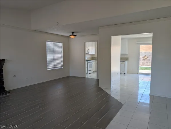 $1,895 | 4424 Honeycomb Drive, Las Vegas, NV 89147