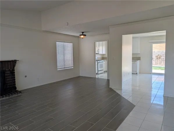 $1,895 | 4424 Honeycomb Drive, Las Vegas, NV 89147