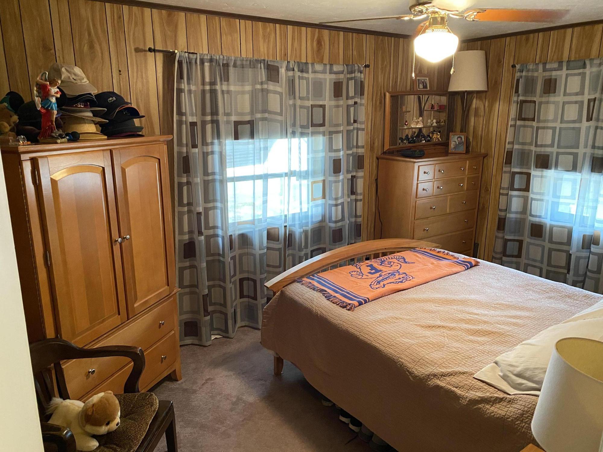 428 Cherry Road West Palm Beach, FL 33409 - Photo 2 of 17 IMG_5430