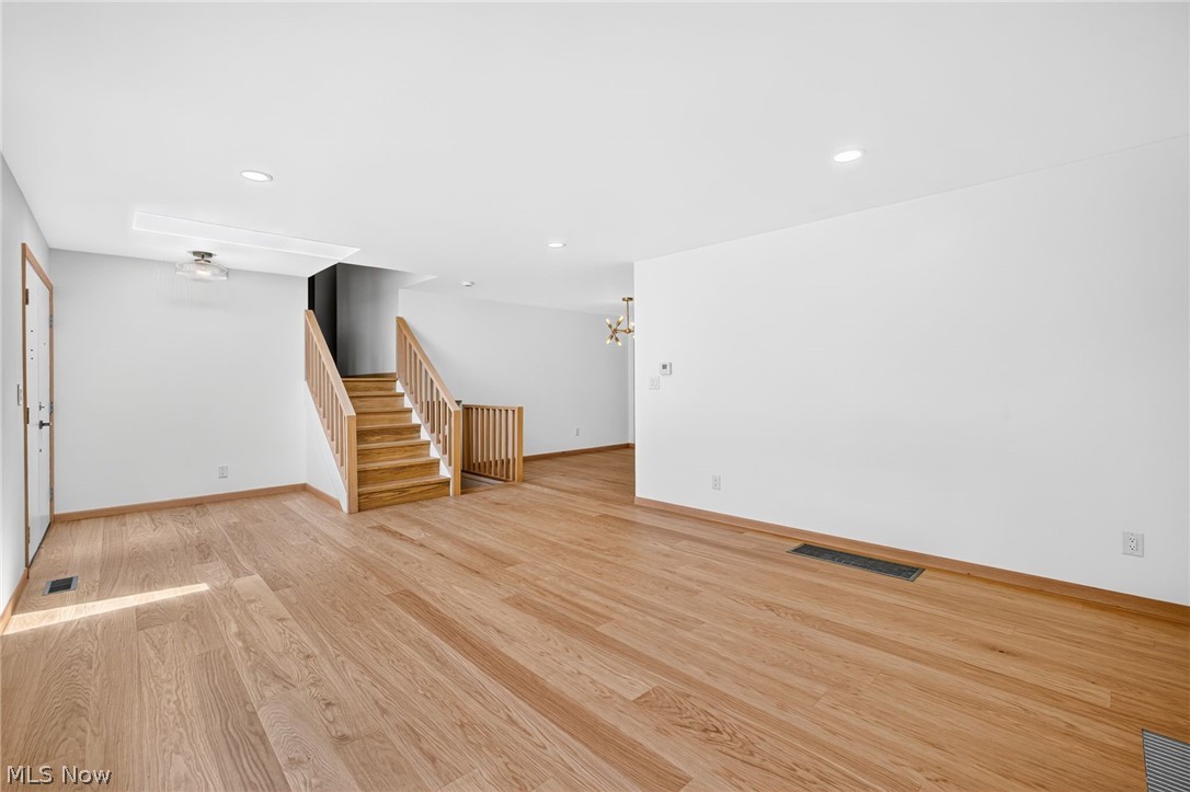 3866 Woodthrush Road Akron, OH 44333 - Photo 5 of 43