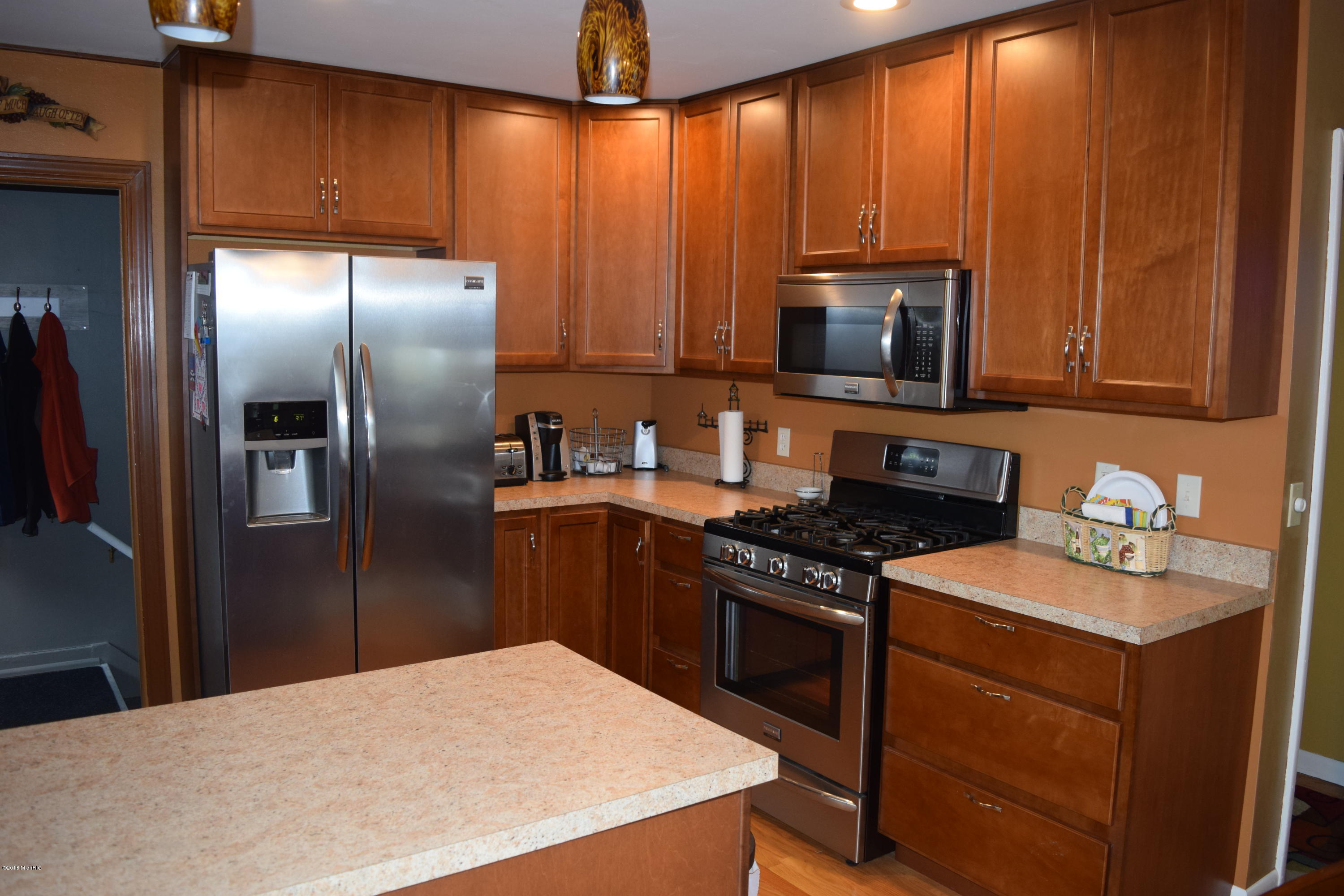 2950 Eastland Road Muskegon, MI 49441 - Photo 8 of 31 2950 Eastland 006