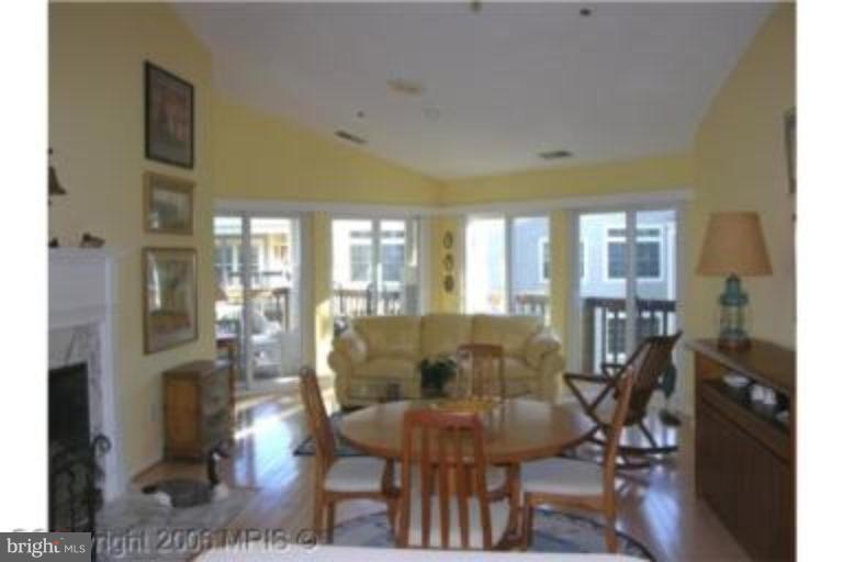 135 Square Rigger Way Solomons, MD 20688 - Photo 2 of 11 Family Room