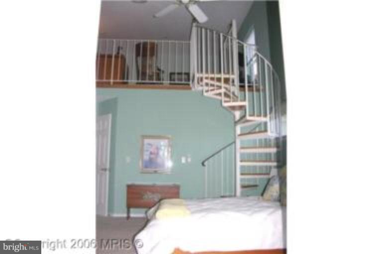 135 Square Rigger Way Solomons, MD 20688 - Photo 7 of 11 Staircase