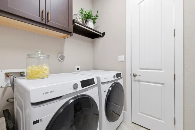 $740,000 | 104 Dawning Rays Court, Conroe, TX 77304