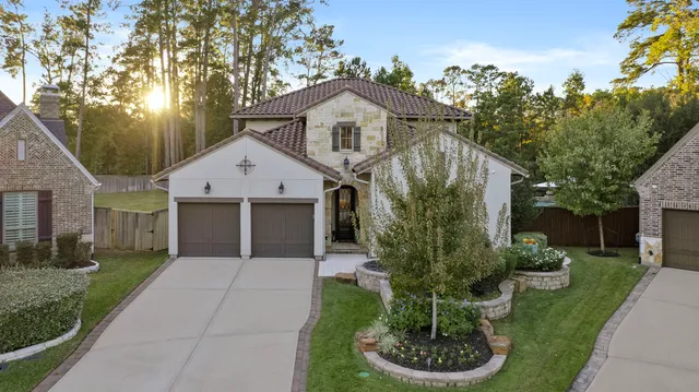 $740,000 | 104 Dawning Rays Court, Conroe, TX 77304