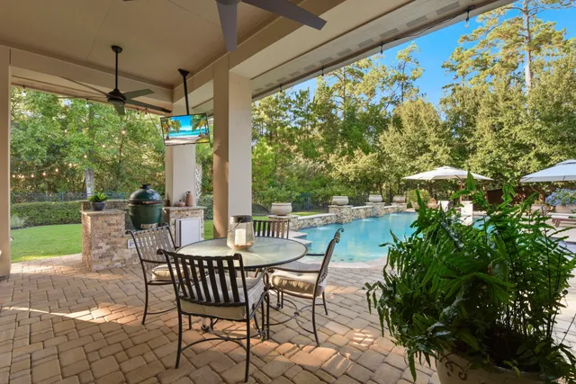 $740,000 | 104 Dawning Rays Court, Conroe, TX 77304