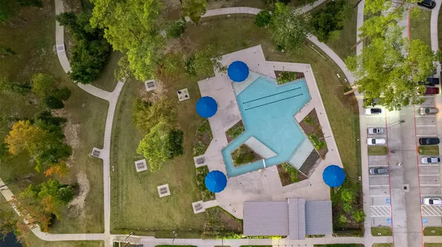 $740,000 | 104 Dawning Rays Court, Conroe, TX 77304