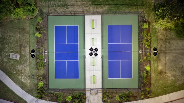 $740,000 | 104 Dawning Rays Court, Conroe, TX 77304