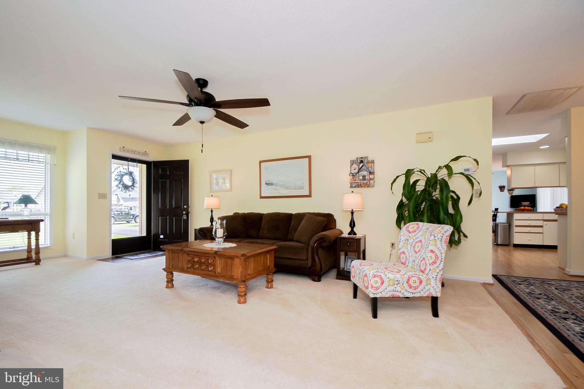 519 Harbor Road Ocean View, DE 19970 - Photo 13 of 47 Family room with view of front door