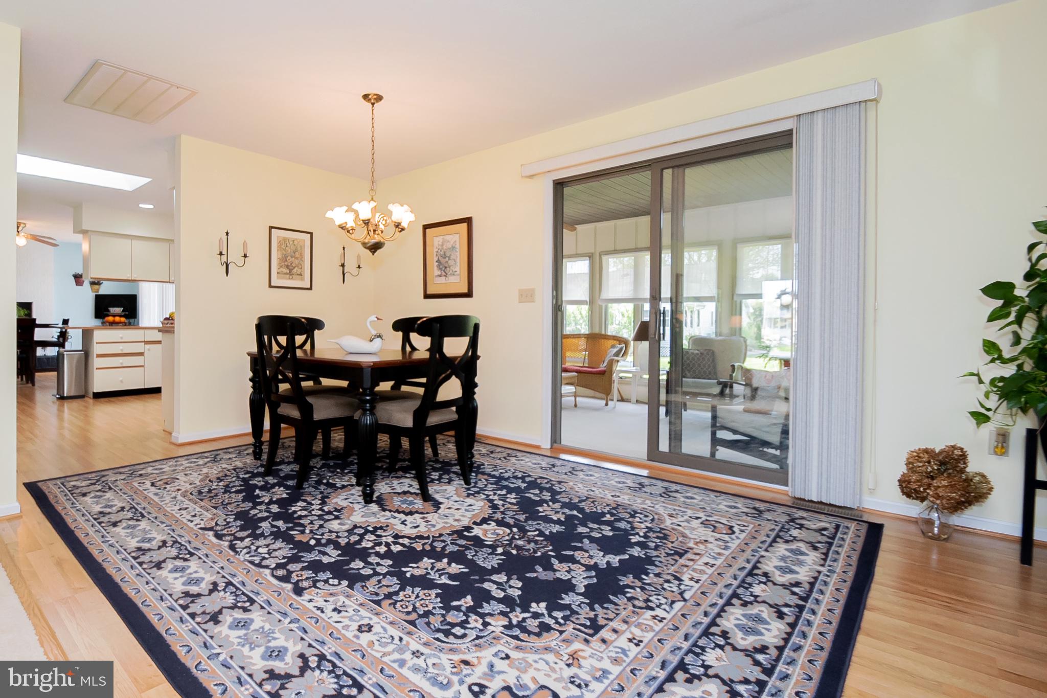 519 Harbor Road Ocean View, DE 19970 - Photo 28 of 47 Dining Room