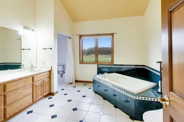 $1,850,000 | 4374 108th Street, Raymond, WI 53126