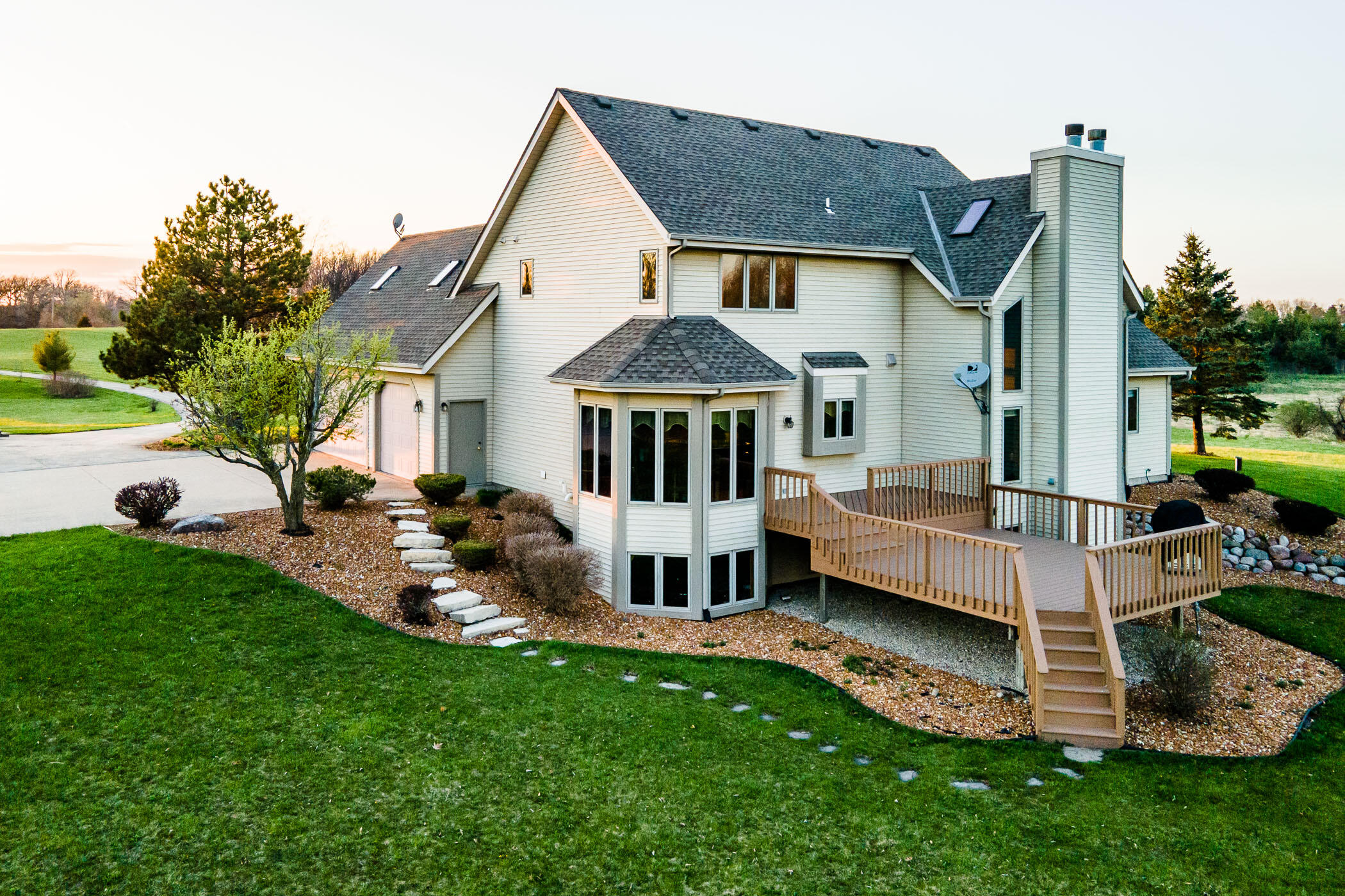 4374 108th Street Raymond, WI 53126 - Photo 4 of 29 5